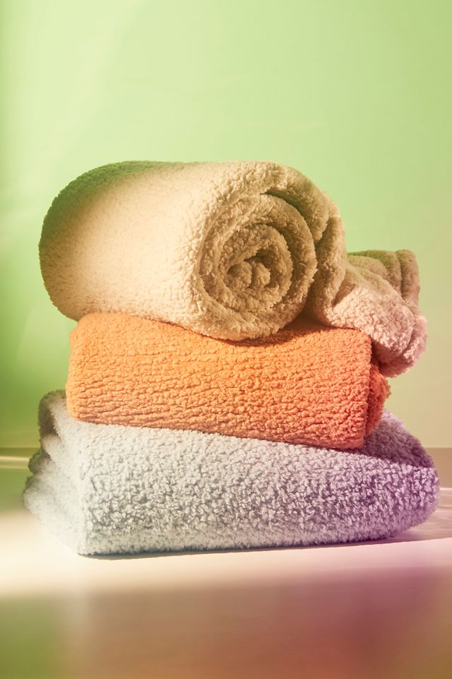 Amped Fleece Throw Blanket Urban Outfitters