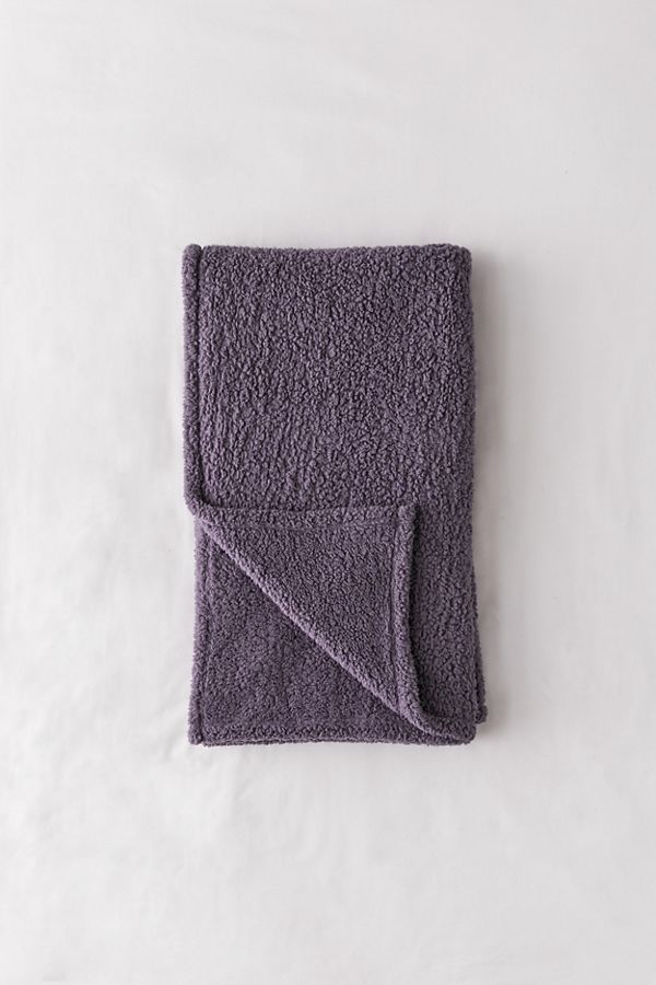 Amped Fleece Throw Blanket Urban Outfitters