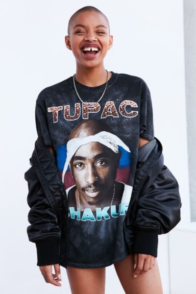 tupac sweatshirt urban outfitters