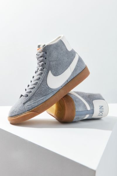 nike blazer vintage femme or