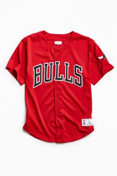 bulls button up jersey