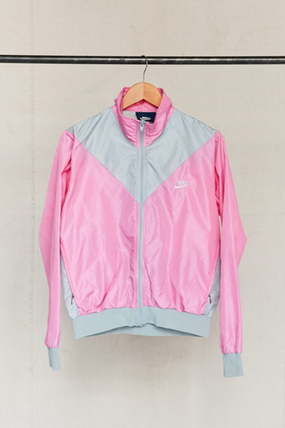 nike pink windbreaker