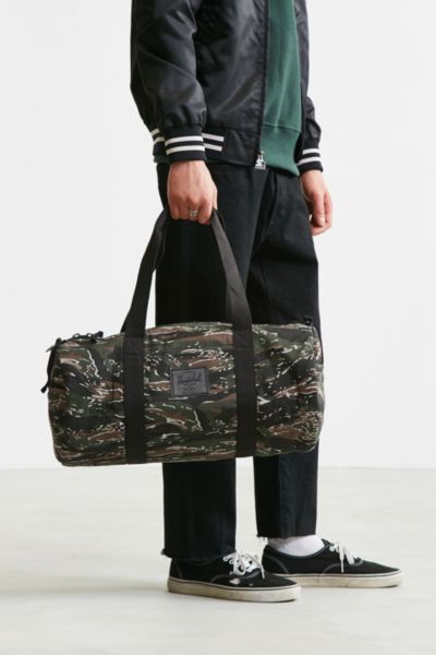 sutton mid volume duffle bag