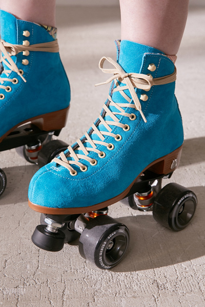 suede skates