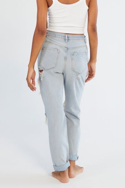 vintage light wash mom jeans