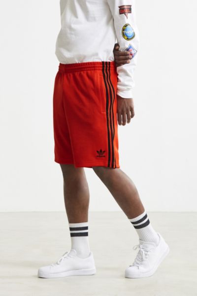 short adidas superstar