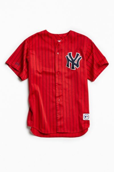 red yankees jersey