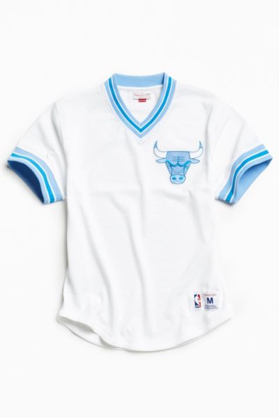 bulls v neck jersey