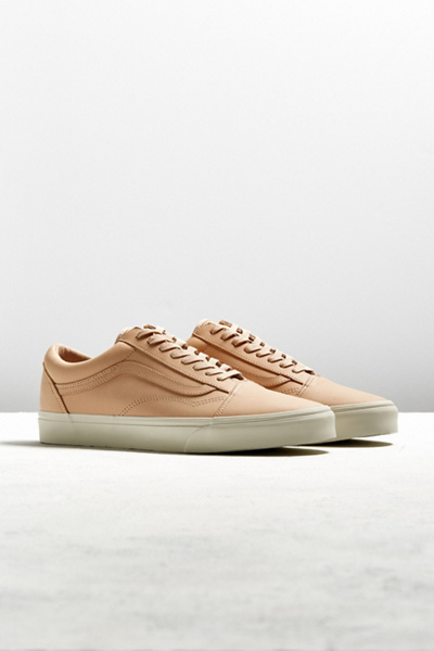 urban outfitters vans old skool