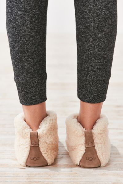 ugg amary slippers