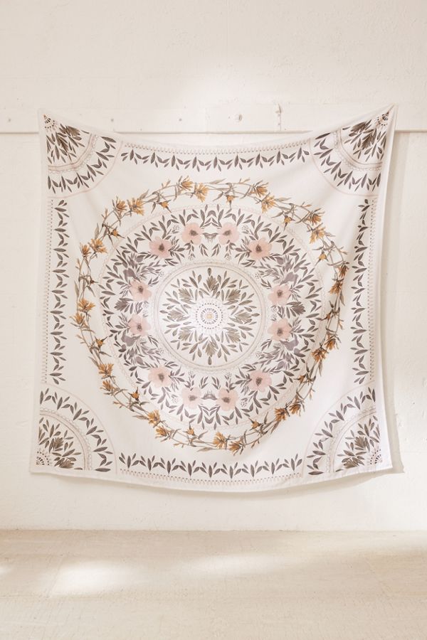 12 Dope Tapestries That Will Make Your Dorm Room Feel So Cool
