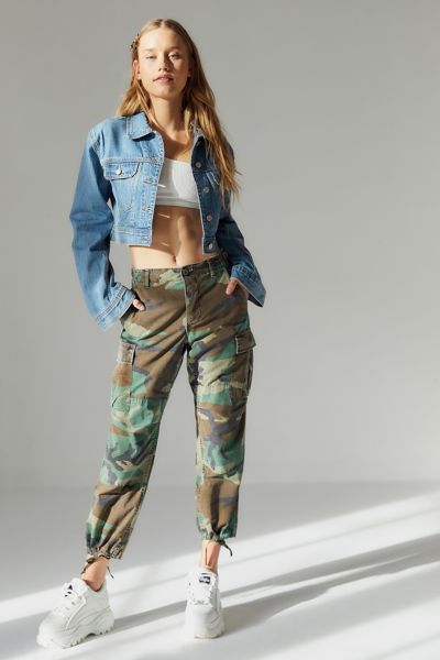urban outfitters green cargo pants