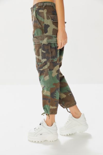 urban outfitters blue camo pants