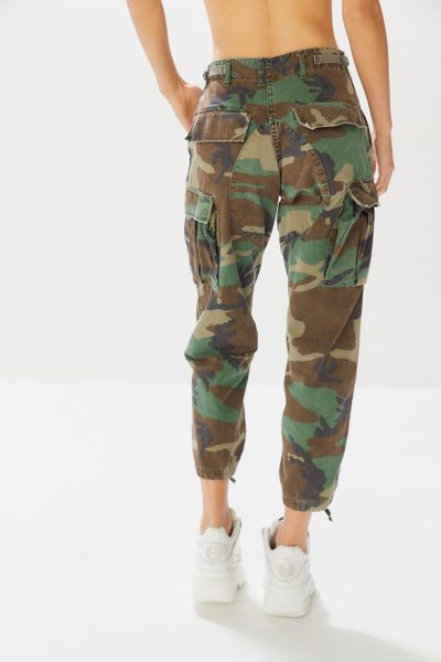 urban outfitters blue camo pants