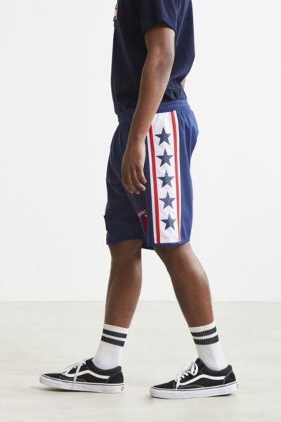 tommy jeans basketball shorts