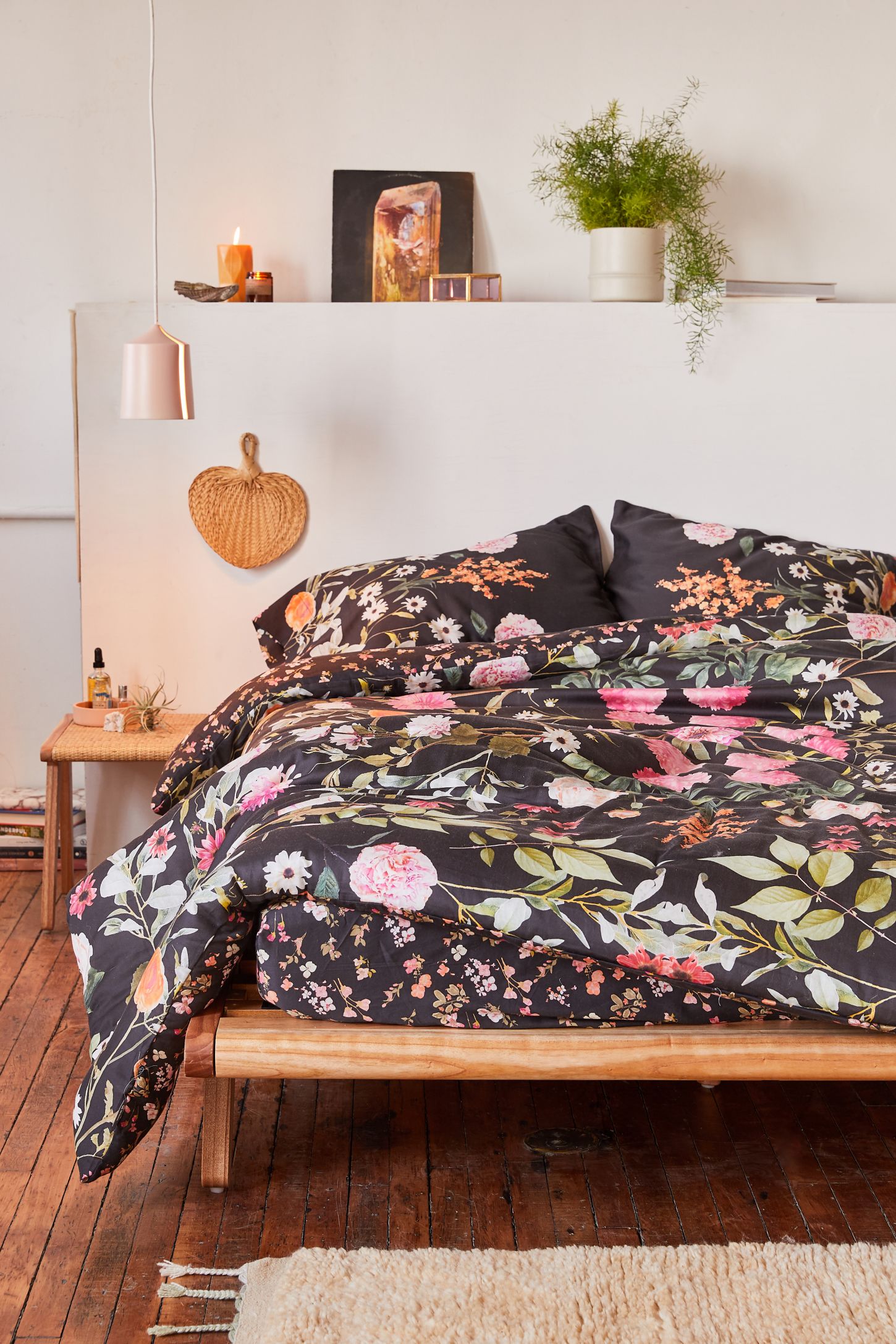 Daniella Floral Comforter Snooze Set Urban Outfitters