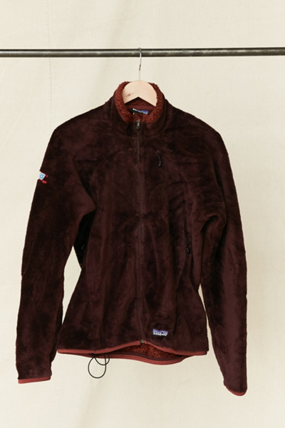 maroon patagonia jacket