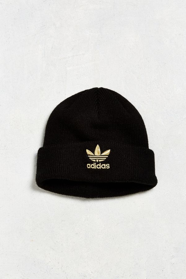 adidas trefoil beanie