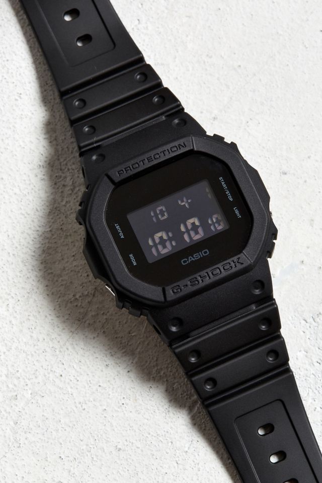 casio g shock black out basic watch