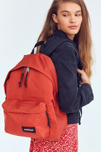 eastpak urban outfitters