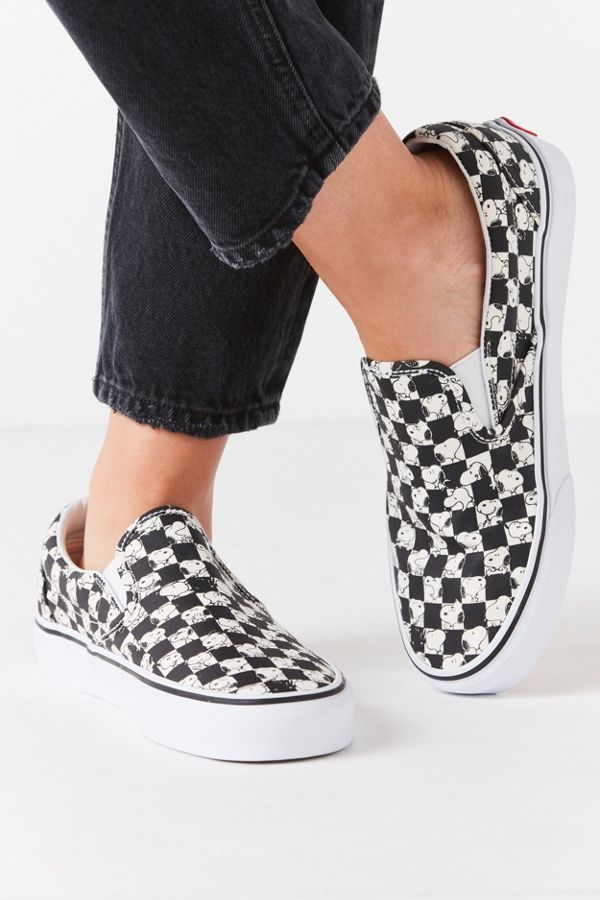 vans slip on peanuts vans slip on peanuts