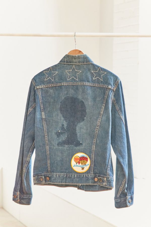 Vintage Levi’s ‘70s Embroidered Bob Denim Trucker Jacket | Urban Outfitters