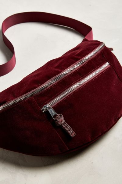 uo crossbody 2.0 sling bag