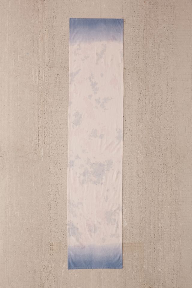 Dye Effect Table Runner Urban Outfitters