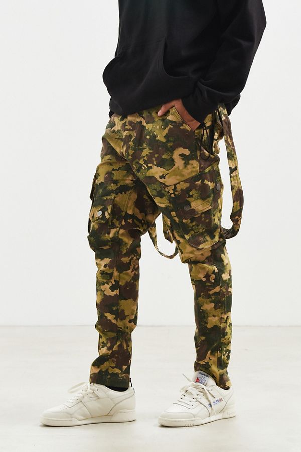 TeamCozy Cole Camo Pant | Urban Outfitters