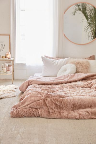 Velvet Shop Pillows Throws Duvets More Urban Outfitters