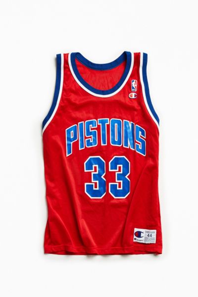 red detroit pistons jersey