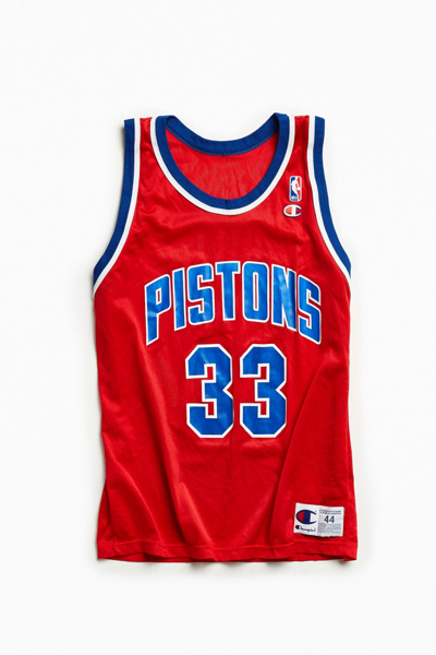 grant hill red jersey