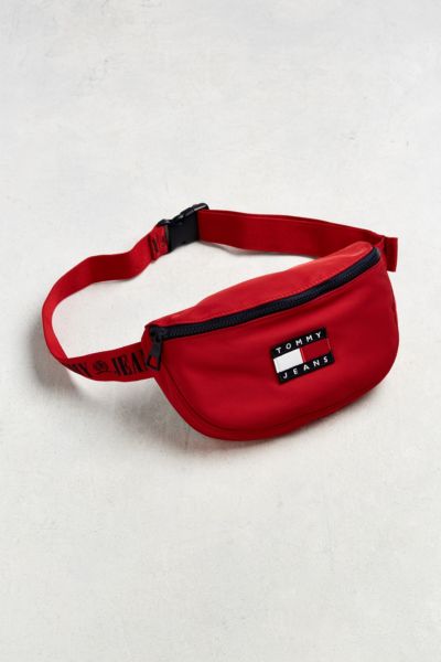 tommy hilfiger fanny pack urban outfitters