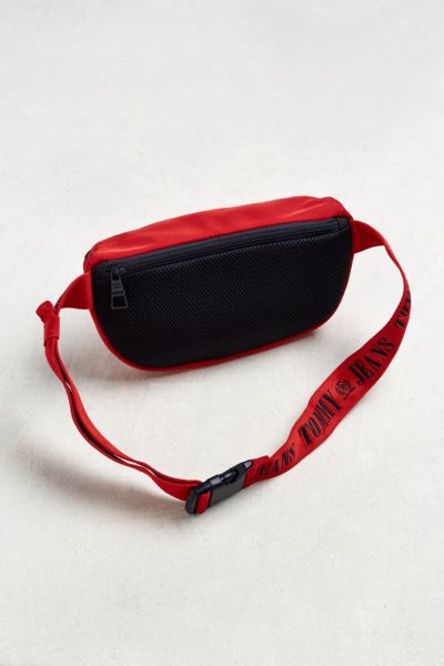 tommy hilfiger fanny pack urban outfitters