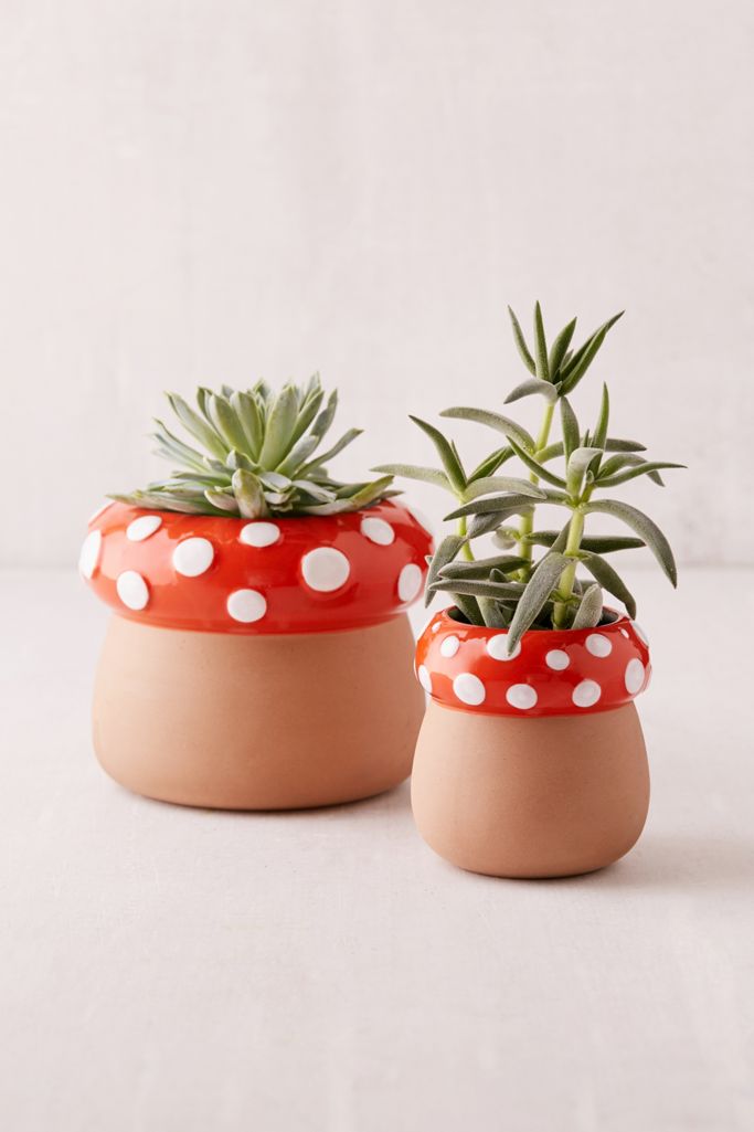 Mushroom Planter Urban Outfitters