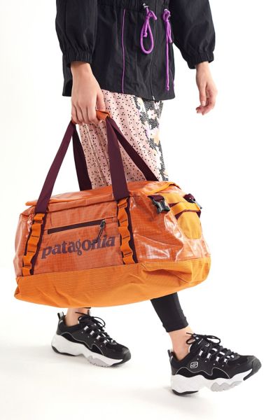 urban outfitters duffle bag