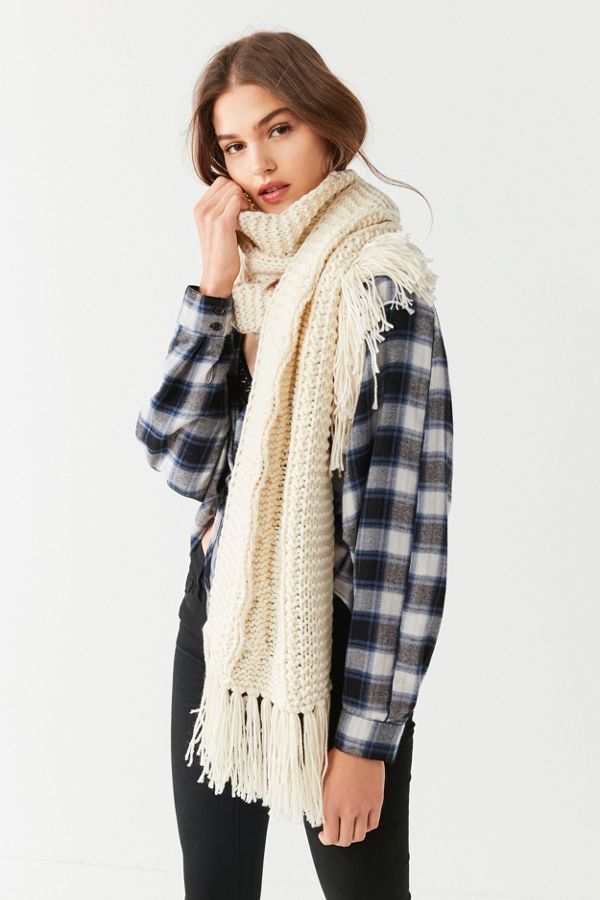Cable Knit ExtraLong Scarf Urban Outfitters