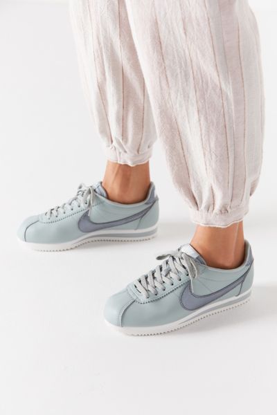 urban outfitters cortez
