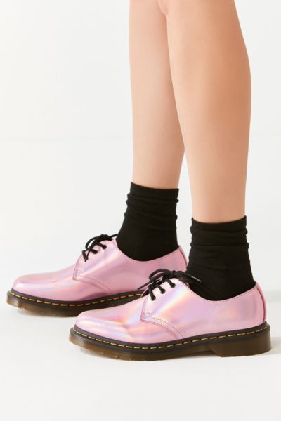 mallow pink dr martens