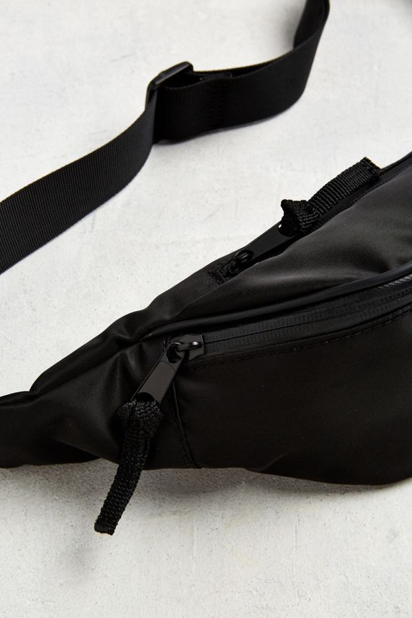 uo sling bag