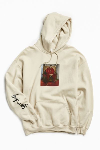 biggie smalls sweatshirt urban outfitters