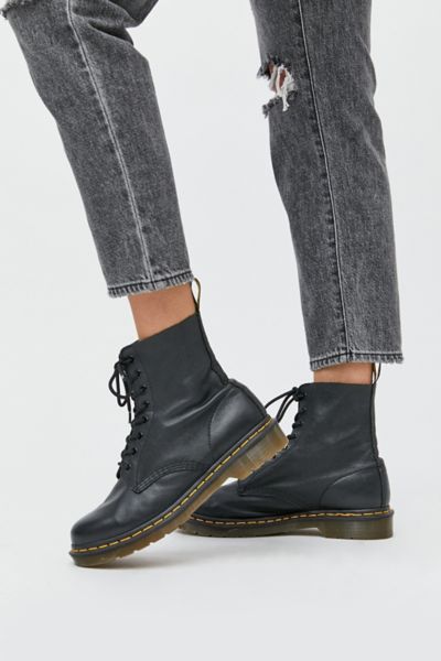 dr martens virginia pascal