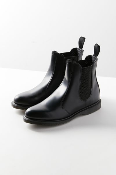 doc martens chelsea boots flora