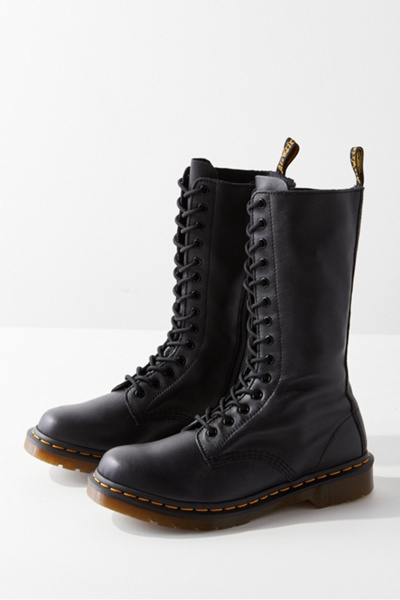 dr martens 1b99