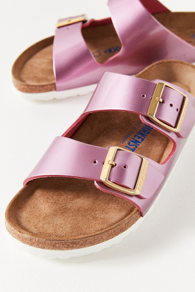 birkenstock arizona metallic pink
