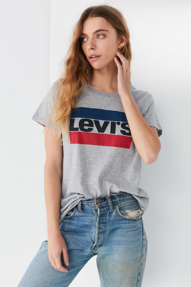 Leviâs Perfect Tee | Urban Outfitters