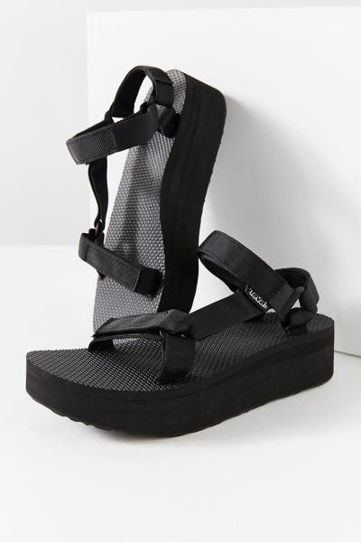 black platform tevas