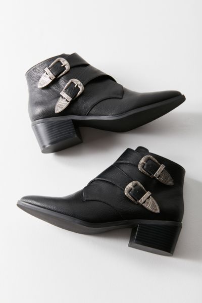 white booties urban outfitters