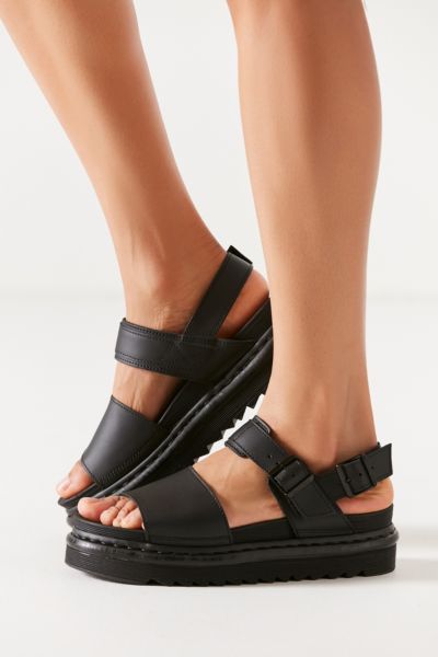 dr martens voss sandal black