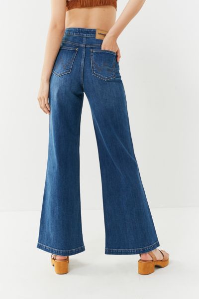 wrangler jeans urban outfitters